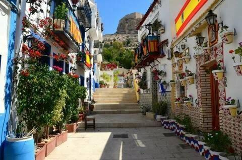 Cozy Room Guapo-Alicante Nearby The Beach And The Center Экстерьер фото